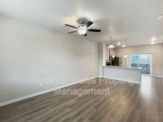 Foto del edificio - 10664 W Springgold Ln