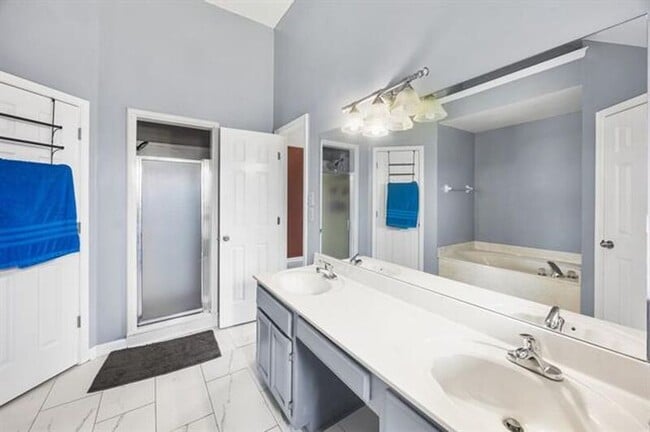 Building Photo - 6747 Wild Cove