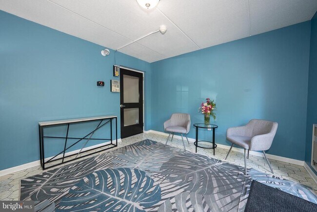 Foto del edificio - 260 W Montgomery Ave