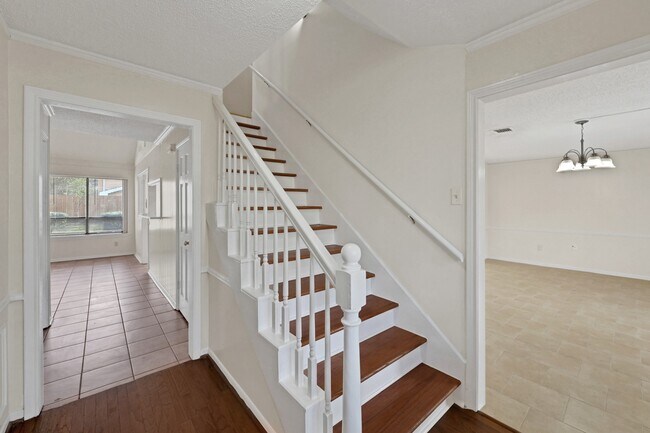Foto del edificio - 5915 Miller Valley Dr