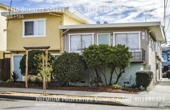 Building Photo - 1310 Burnett St