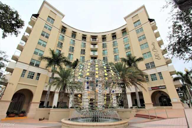 Foto del edificio - 2 br, 2 bath House - 610 Clematis St Apt 519