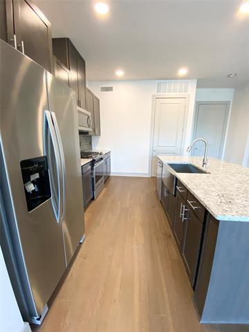 Foto del edificio - 8604 Preston Rd