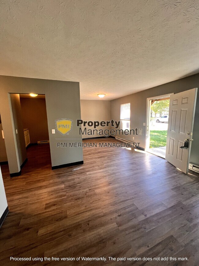 Photo - Coming Soon Apartment