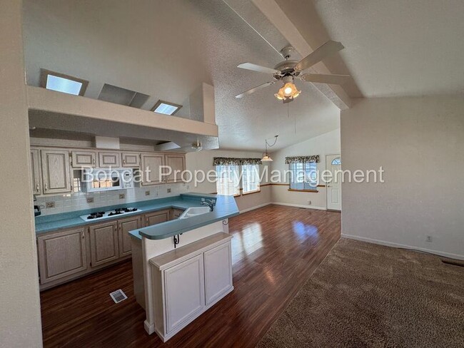 Foto del edificio - 1129 Gambrel Dr