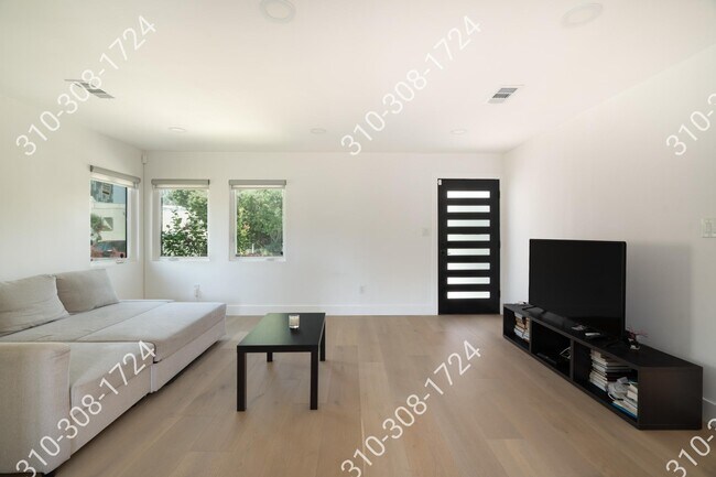 Foto del edificio - 3023 Glendon Ave