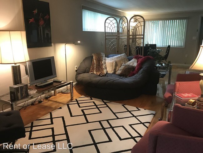 Foto del edificio - 2 br, 2 bath House - 409 Long Branch Road