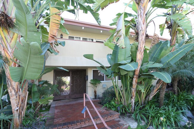 Foto del edificio - 14934 Dickens St