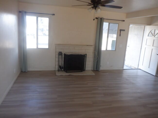 Building Photo - 8853 Stardust Ln