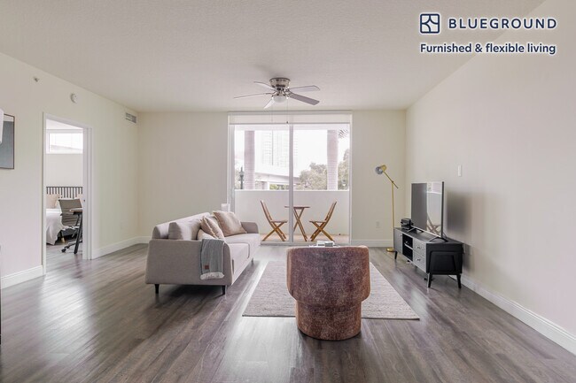 Building Photo - 110 SW 12th St