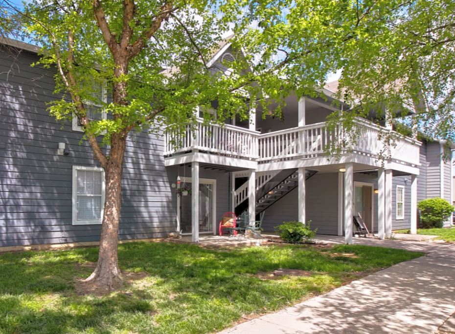 Autumn and August Place Apartments Lawrence, KS