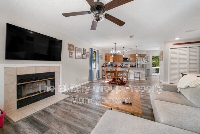 Building Photo - 4218 Mustang Rd