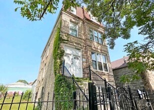 Building Photo - 2438 W 25th St