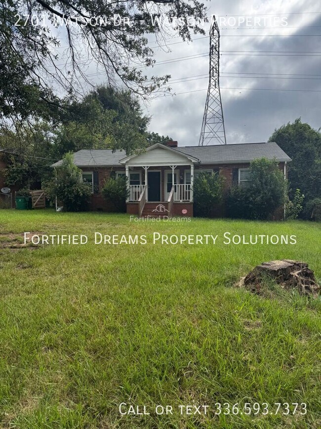 Building Photo - 2701 Watson Dr