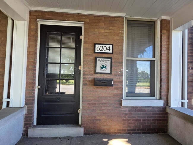 Building Photo - 6204 Clayton Ave
