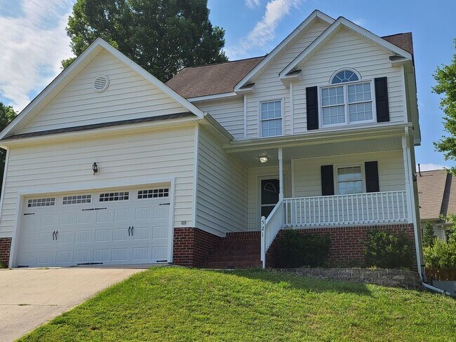 Building Photo - 521 Tryst Ln