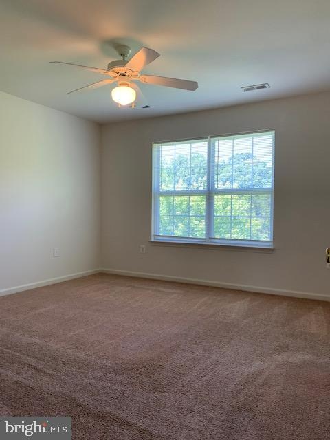 Foto del edificio - 304 Merrill Ct