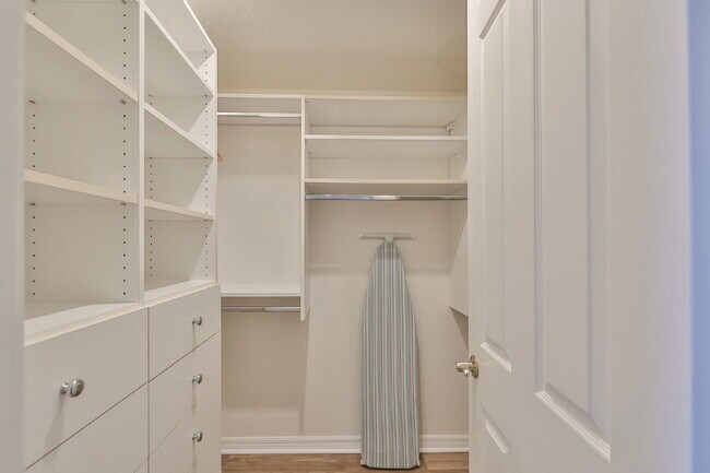 Foto del edificio - 1593 Pinellas Bayway S