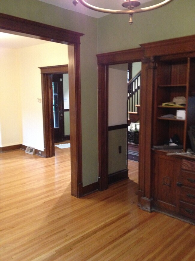 Foto del edificio - 7228 N Rogers Ave