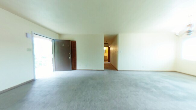 Foto del edificio - 2 Bed 1 bath Apartment Rental in Parkview area Newport News