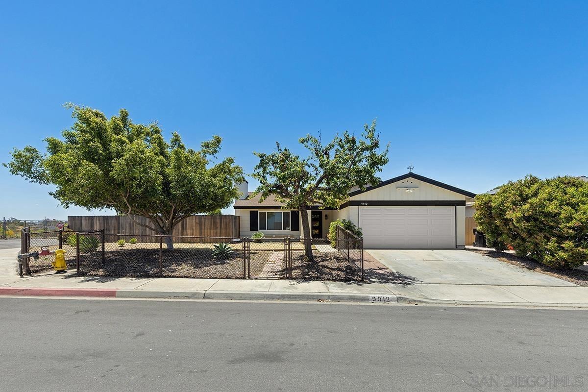 Primary Photo - 9912 Osgood Way