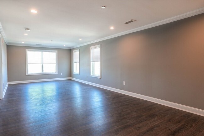 Foto del edificio - 760 Legacy Pl