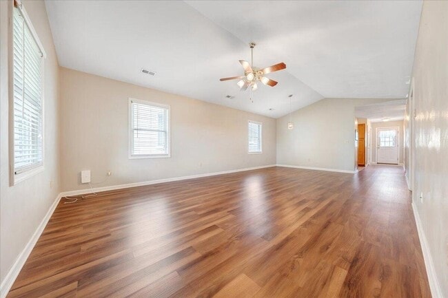 Building Photo - 720 Tennessee St