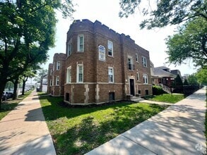 Building Photo - 5601 S Campbell Ave