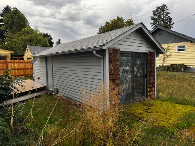 Foto del edificio - 1219 Ruge St NW