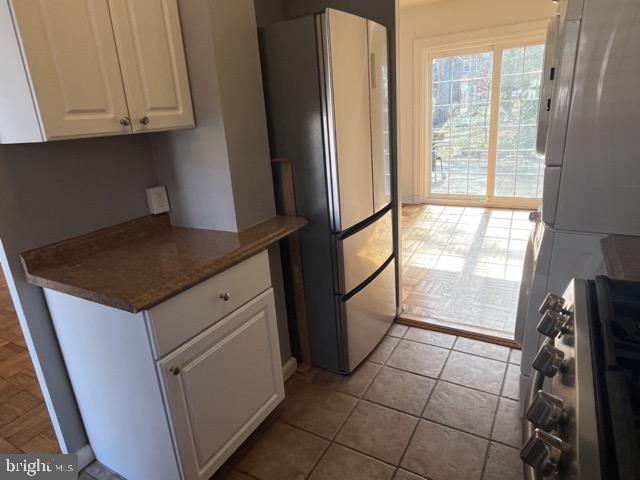 Foto del edificio - 1634 Ripon Pl