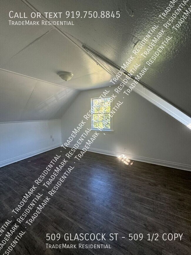 Foto del edificio - 1BR/1BA Apartment near Downtown Raleigh