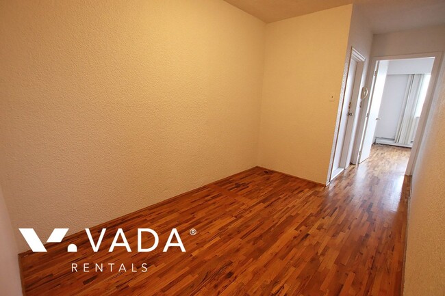 Building Photo - 2308 Clark Dr