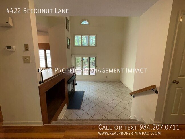 Building Photo - 4422 Beechnut Ln