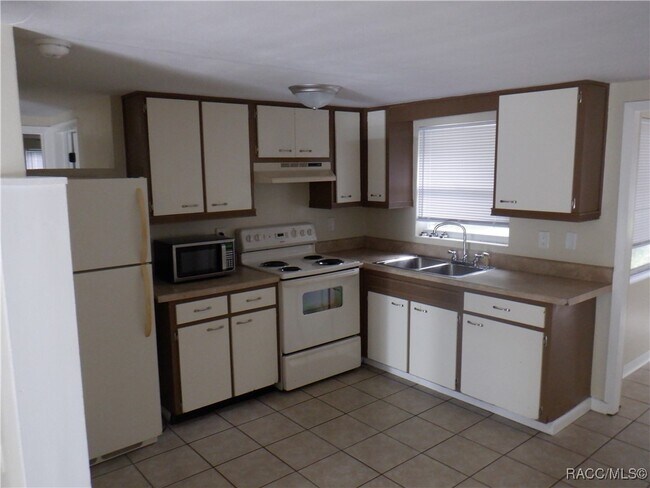 Foto del edificio - 2 Esskay St