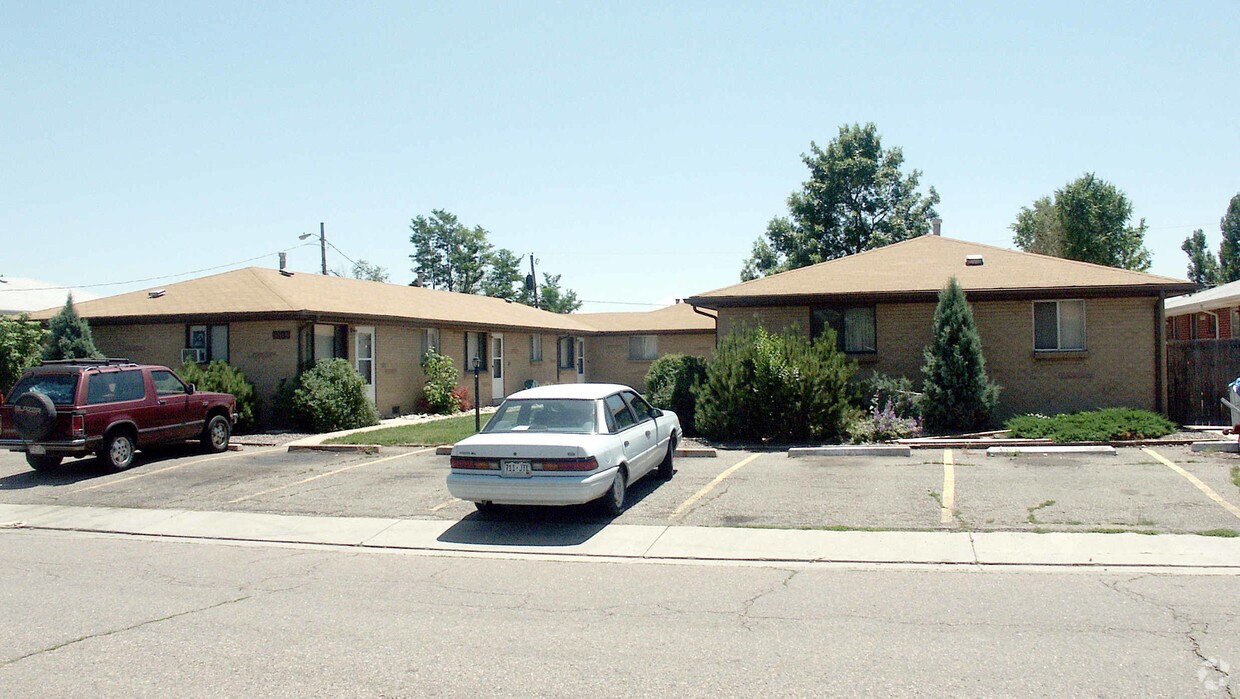 Primary Photo - 8616 W 54th Pl