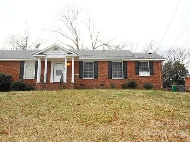 Foto principal - 6832 Woodstream Dr