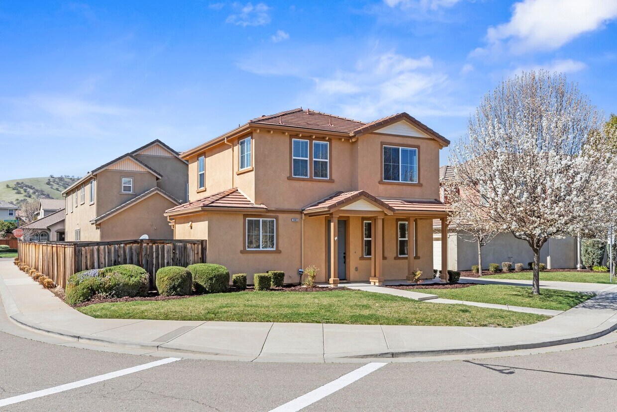Foto principal - 20833 Grapevine Dr