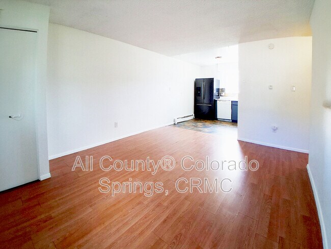 Foto del edificio - 1073 Westmoreland Rd