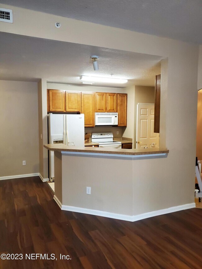 Building Photo - 785 Oakleaf Plantation Pkwy