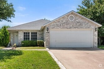Building Photo - 2212 Capstan Dr