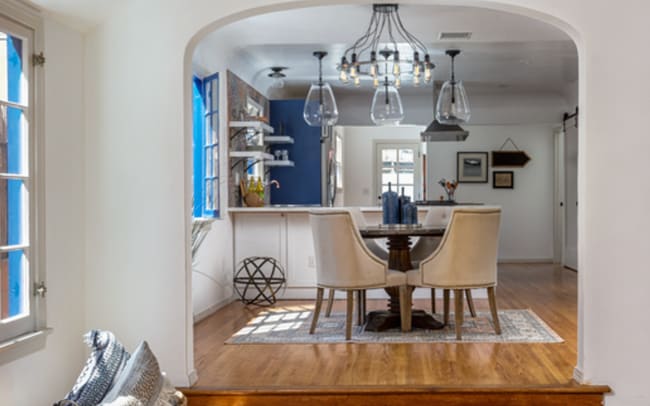 Foto del edificio - 2135 Clinton St