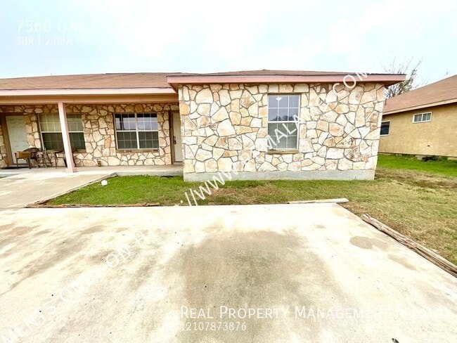 Photo - 7560 Oak Chase House