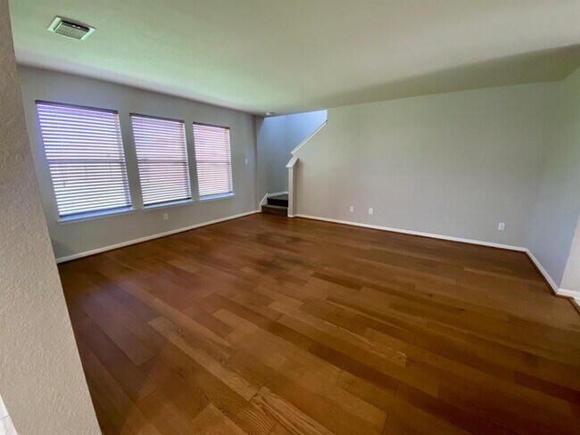 Building Photo - 3035 E Legends Bend Dr