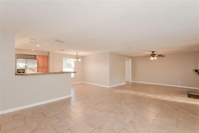 Foto del edificio - 4600 Sloan Ave