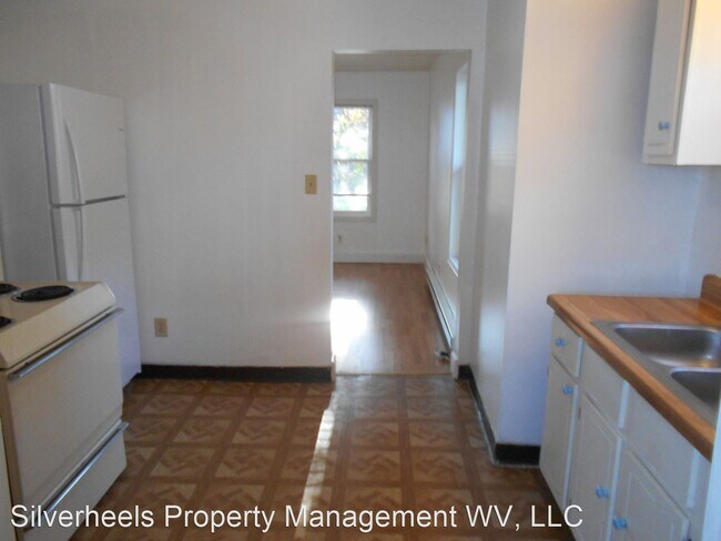 Building Photo - 1039 1/2 Emerson Ave