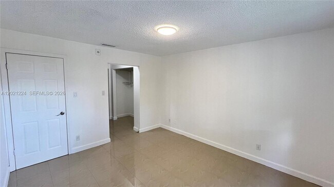 Foto del edificio - 15821 SW 104th Terrace