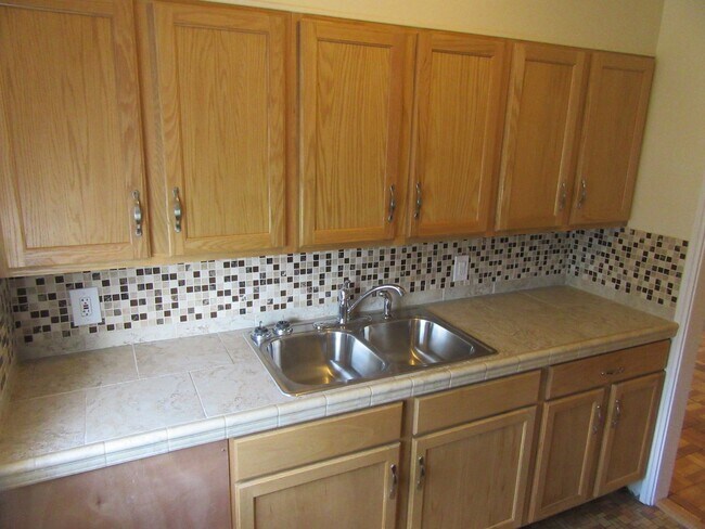 Foto del edificio - 807 Cherry St