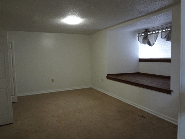 Dormitorio - 6344 Winston Pl