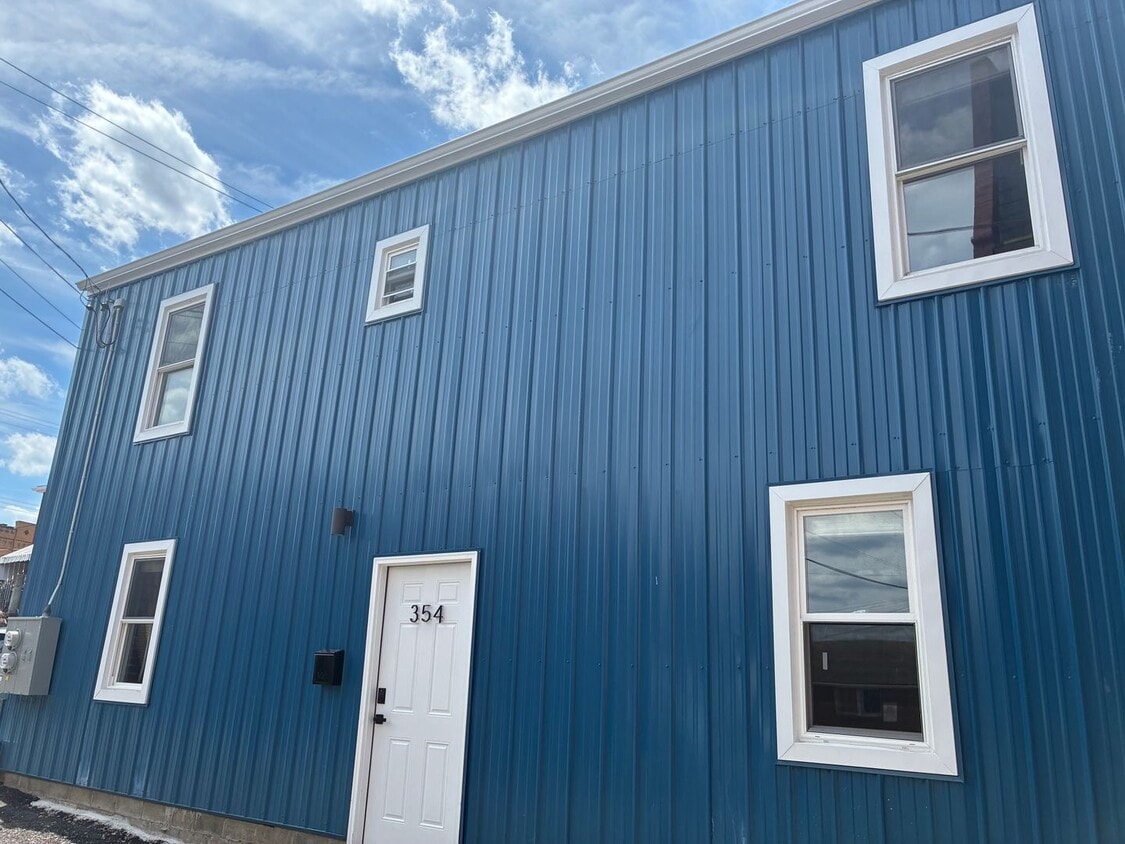 352-354 Ermine Way - 352-354 Ermine Way