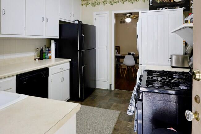 Foto del edificio - 3594 Walnut Grove Rd